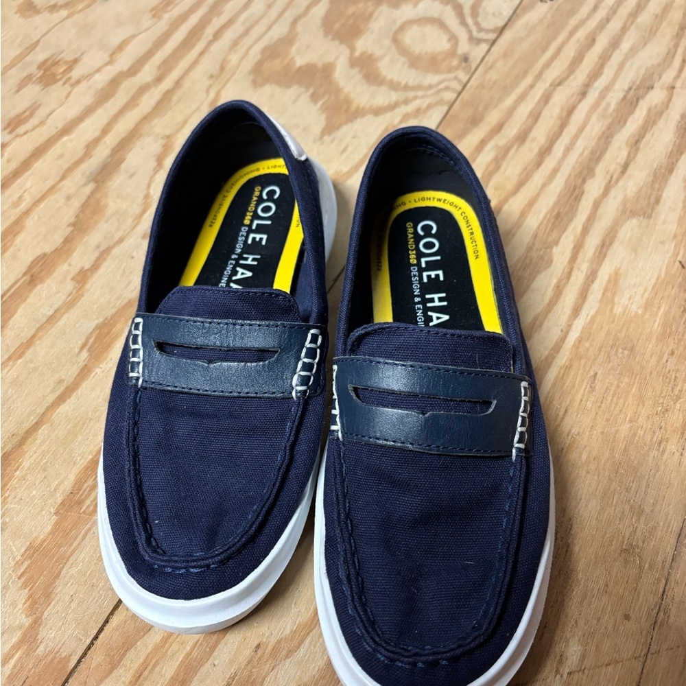 Cole Haan Grandpro Rally Canvas Penny Loafers Womens 5 B Navy Flats Shoe